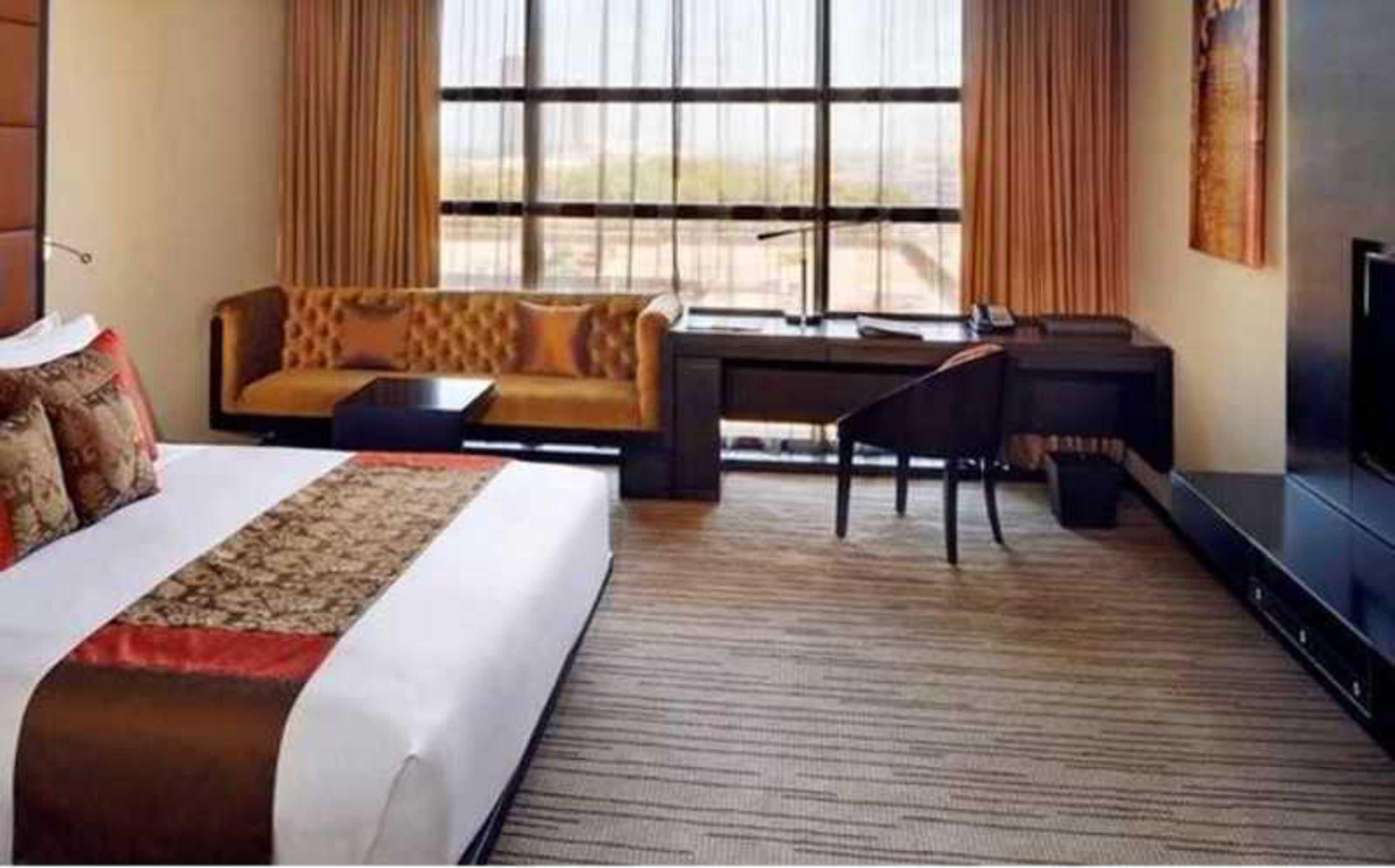 Southern Sun Abu Dhabi Exterior photo