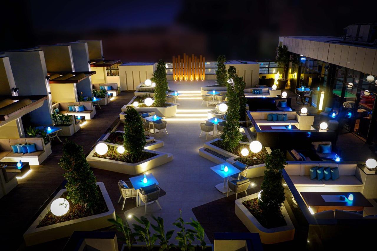 Southern Sun Abu Dhabi Exterior photo