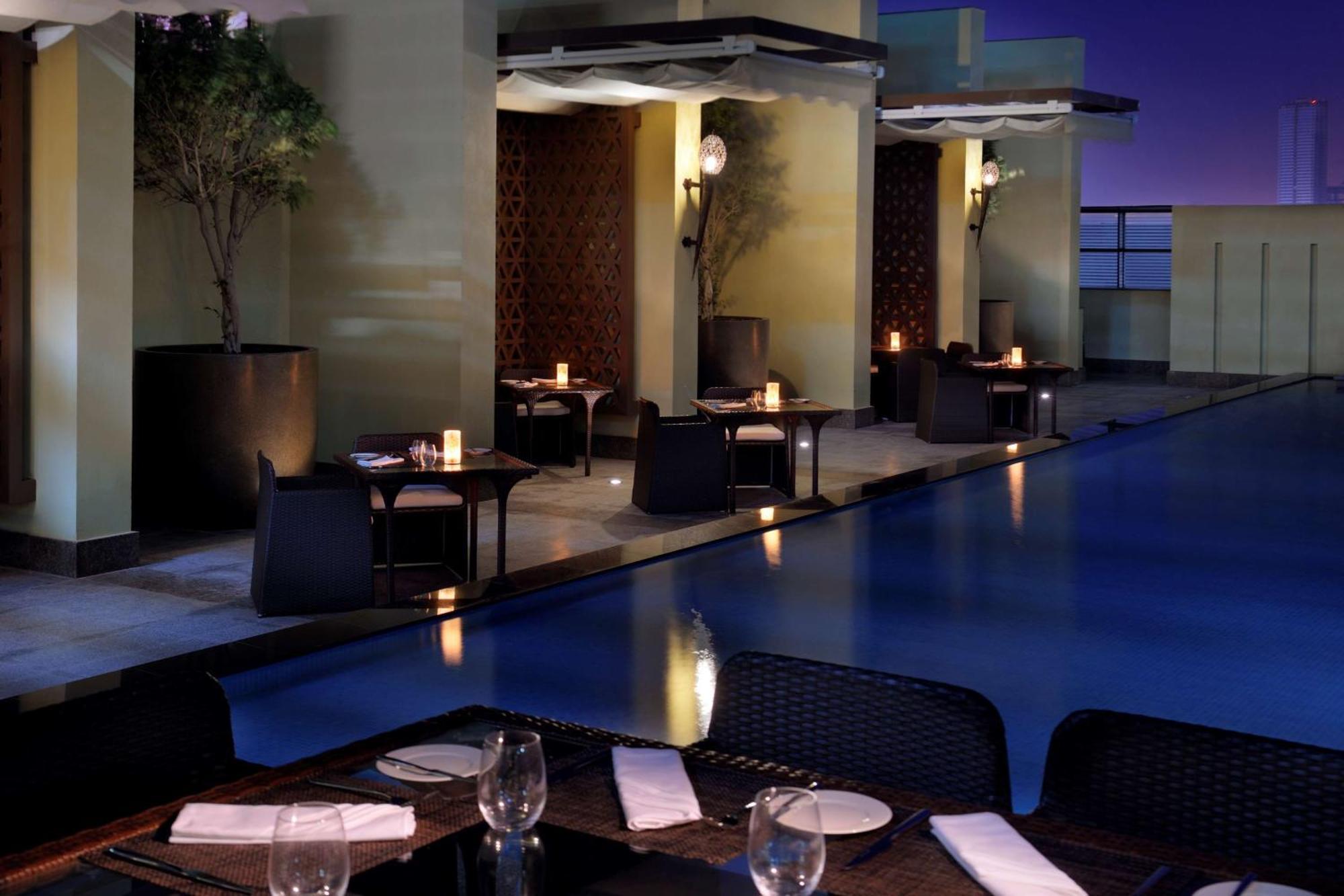 Southern Sun Abu Dhabi Exterior photo